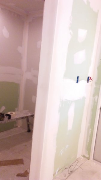closet2.jpg